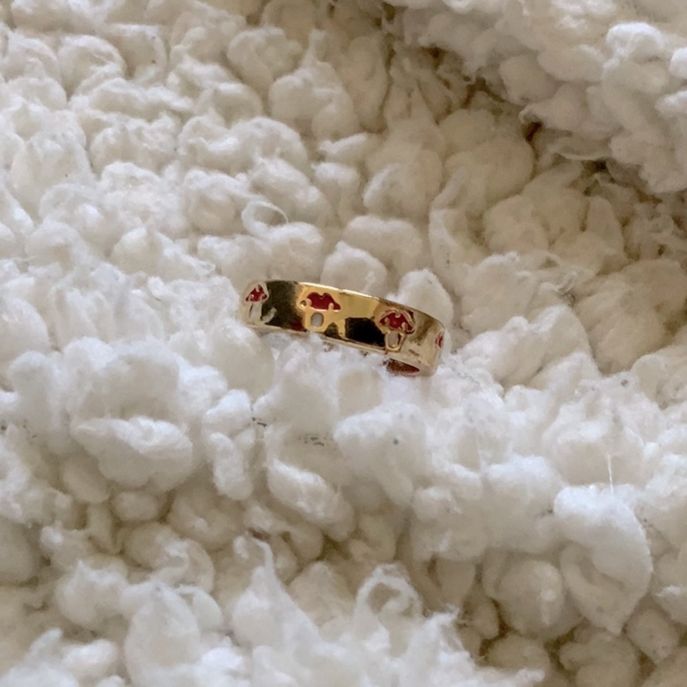 Fantasy mushroom ring